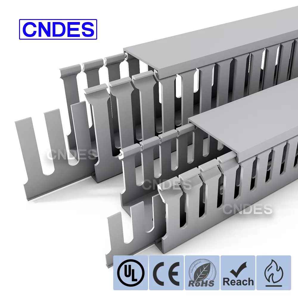 Hvad er PVC-separatorledningskanaler, og hvordan kan de forbedre kabelstyringseffektiviteten i industrielle kontrolpaneler